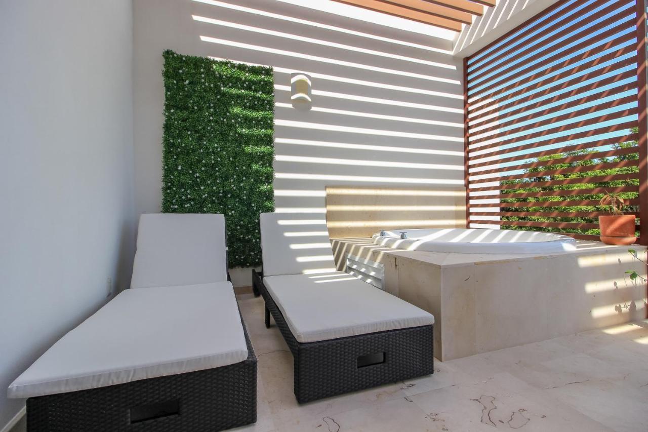 Exceptional 2Story Penthouse With Hot Tub And Rooftop Terrace In Bahia Principe Akumal Exteriér fotografie